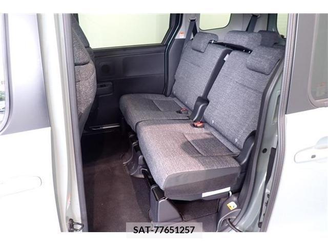 Toyota SIENTA 2022-10 372882-24