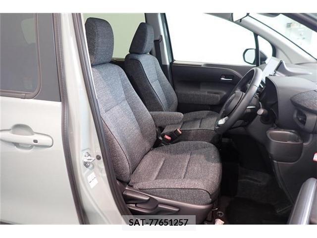 Toyota SIENTA 2022-10 372882-21