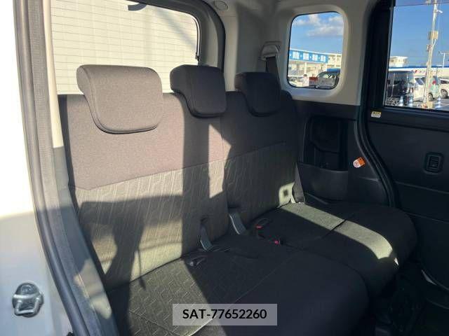 Toyota ROOMY 2018-12 311090-10