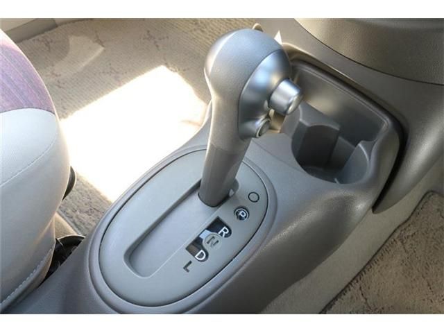 Nissan MARCH 2013-08 8177-7