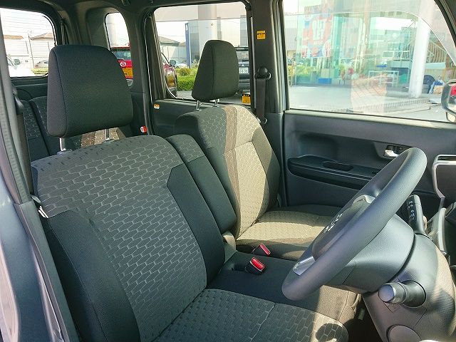 Daihatsu WAKE 2014-12 12552-12