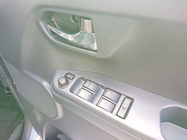 Daihatsu WAKE 2014-12 12552-17