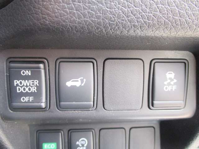 Nissan X-TRAIL 2018-02 4466-9