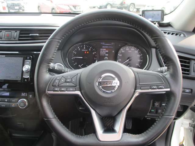 Nissan X-TRAIL 2018-02 4466-5