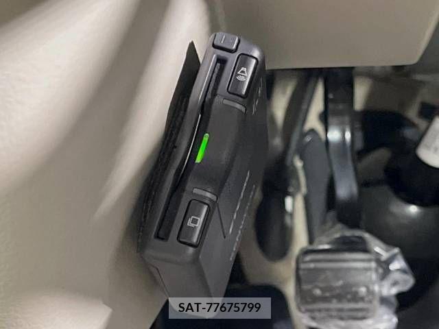 Suzuki EVERY WAGON 2021-02 301718-5
