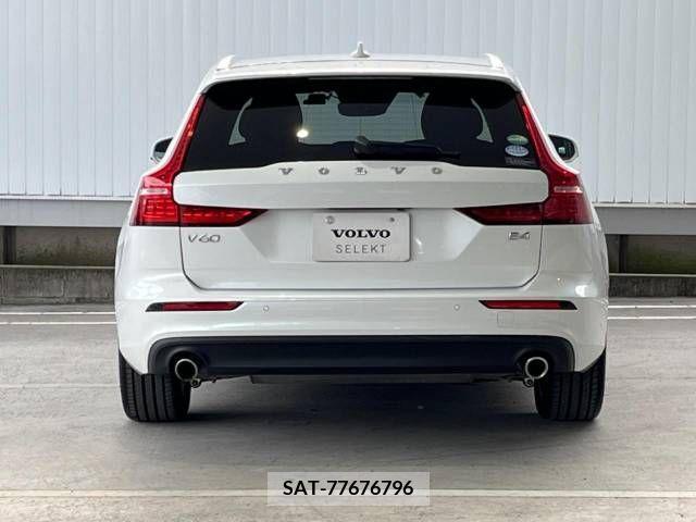 Volvo V60 2021-04 378914-18
