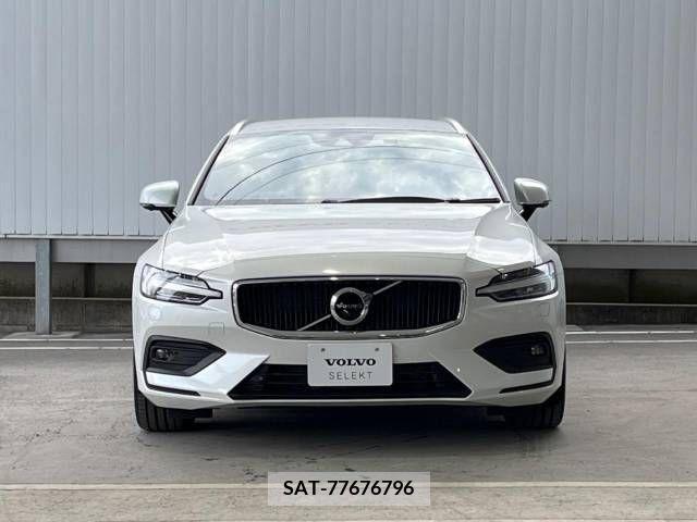 Volvo V60 2021-04 378914-16