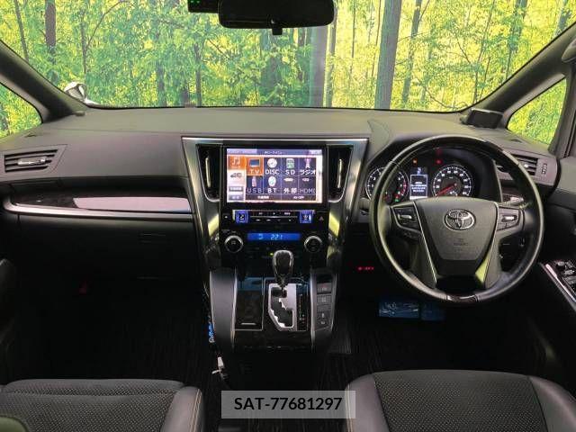 Toyota VELLFIRE 2017-06 211276-1