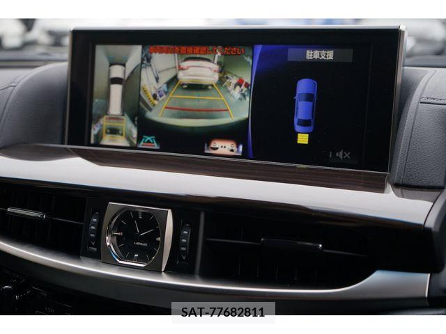 Lexus LX 2016-01 334449-15