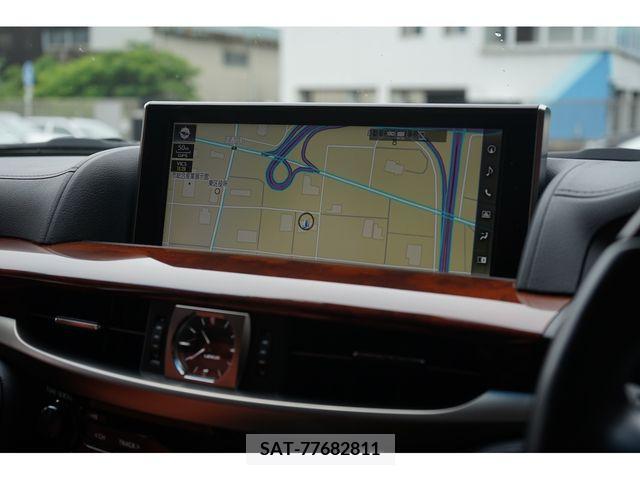 Lexus LX 2016-01 334449-13