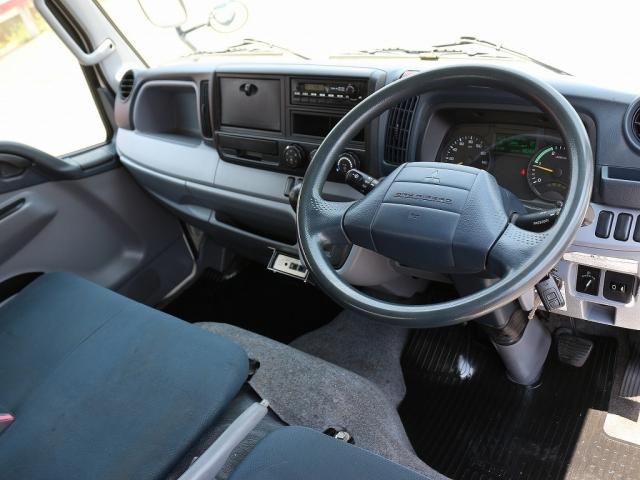 Mitsubishi CANTER 2013-06 185267-21