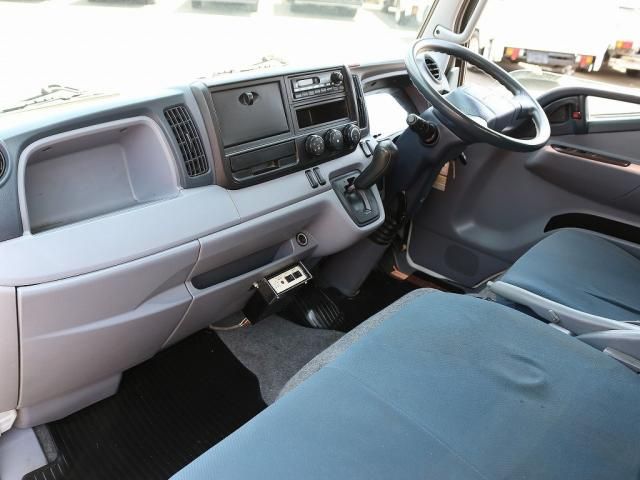 Mitsubishi CANTER 2013-06 185267-27