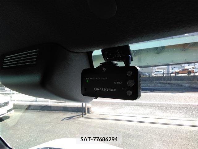 Toyota Pixis Mega 2021-10 366156-19