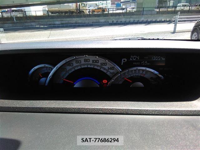 Toyota Pixis Mega 2021-10 366156-18