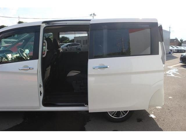 Nissan SERENA 2019-09 6308-9