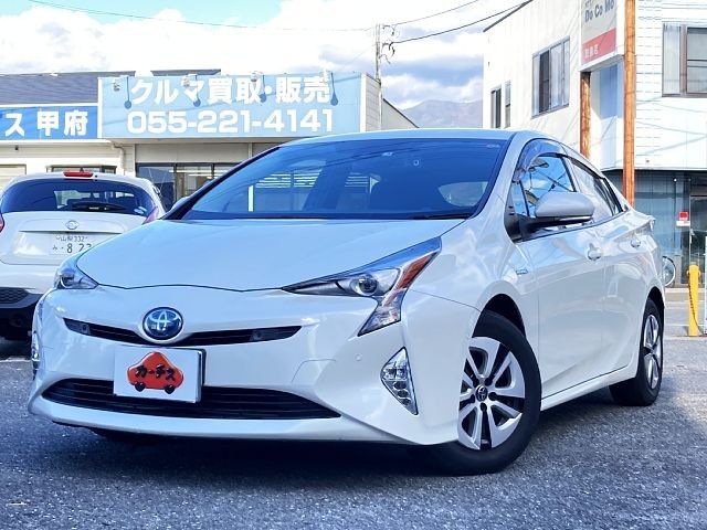 Toyota PRIUS 2017-03 190980-0