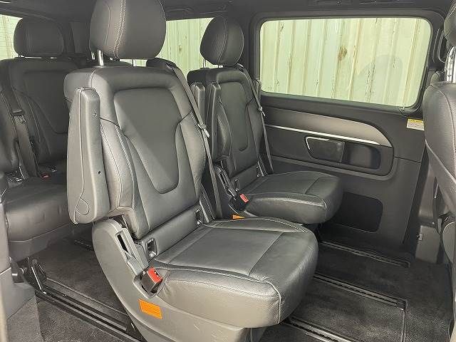 Mercedes Benz V-CLASS 2016-12 15799-12
