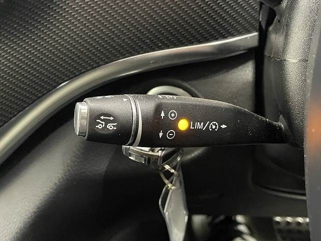 Mercedes Benz V-CLASS 2016-12 15799-6