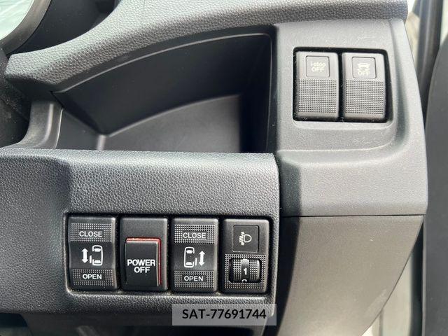 Mazda PREMACY 2013-09 393292-23