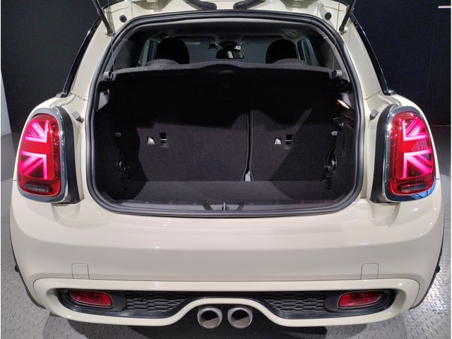 Bmw MINI 2018-09 4997-4