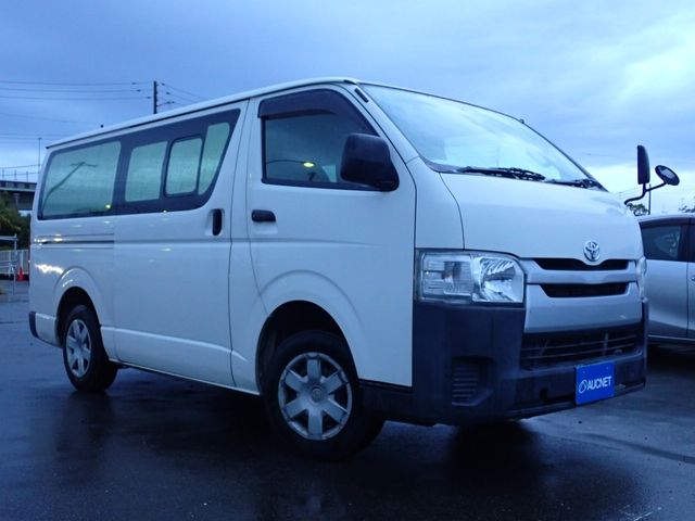 Toyota HIACE VAN 2015-11 191414-0