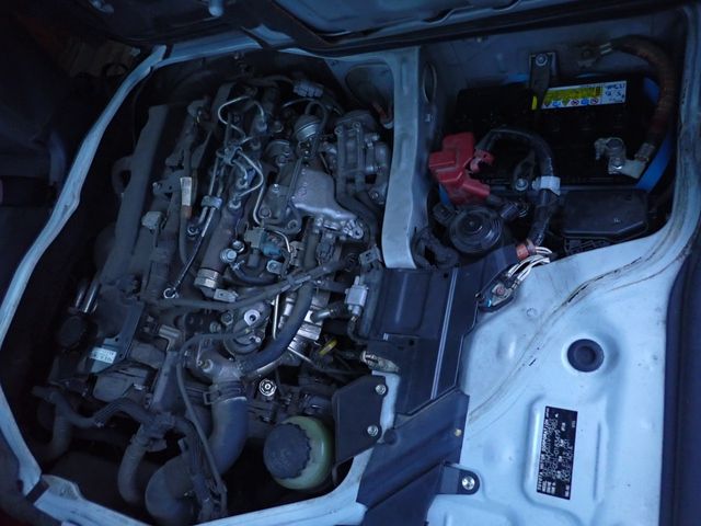 Toyota HIACE VAN 2015-11 191414-17