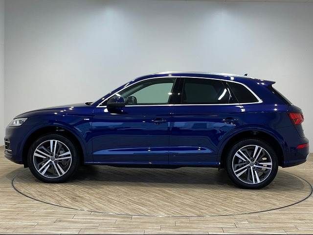 Audi Q5 2020-06 11604-16
