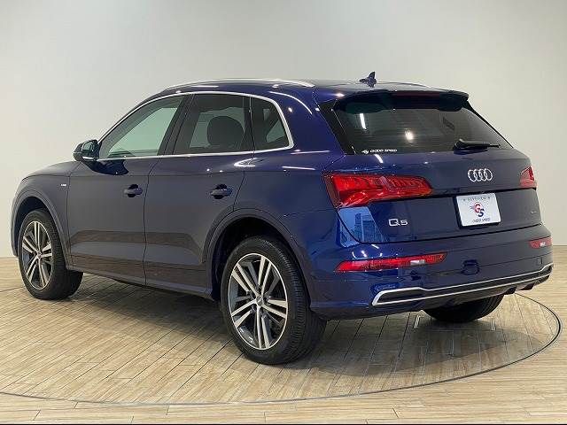 Audi Q5 2020-06 11604-14