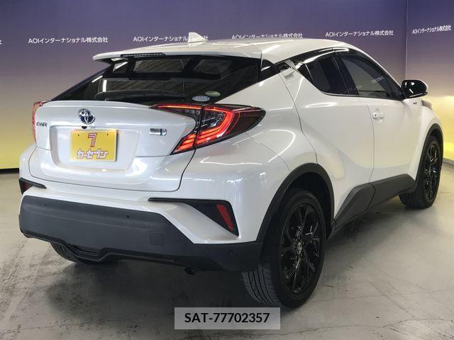 Toyota C-HR 2019-10 396048-5