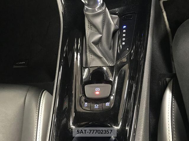 Toyota C-HR 2019-10 396048-22