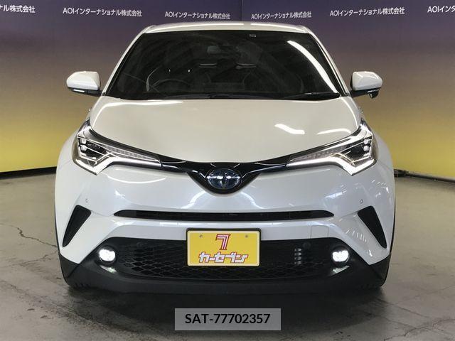 Toyota C-HR 2019-10 396048-1