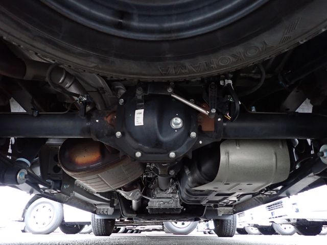 Nissan NV350 Caravan 2019-03 187432-28