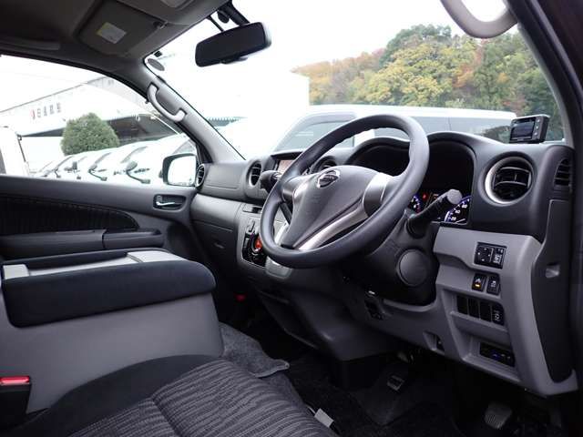 Nissan NV350 Caravan 2019-03 187432-17