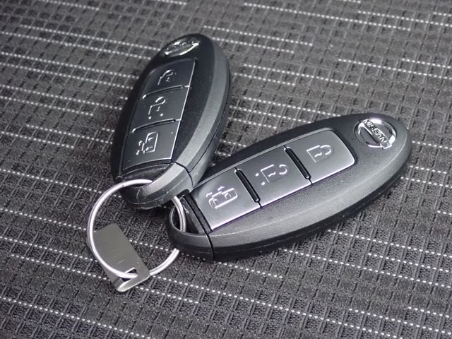 Nissan NV350 Caravan 2019-03 187432-14