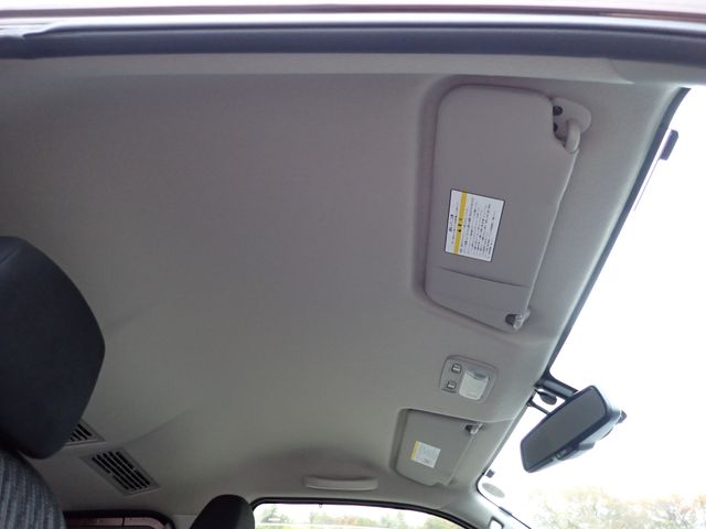 Nissan NV350 Caravan 2019-03 187432-16