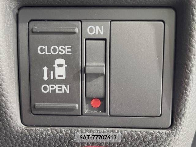 Honda N BOX CUSTOM 2017-10 330145-3