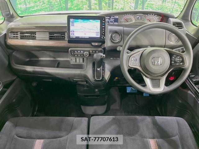 Honda N BOX CUSTOM 2017-10 330145-1