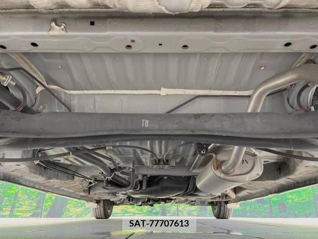 Honda N BOX CUSTOM 2017-10 330145-19