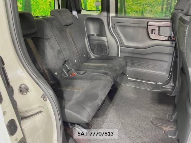 Honda N BOX CUSTOM 2017-10 330145-9