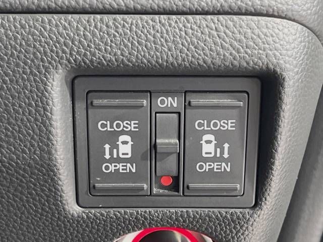 Honda N BOX CUSTOM 2019-02 192207-4