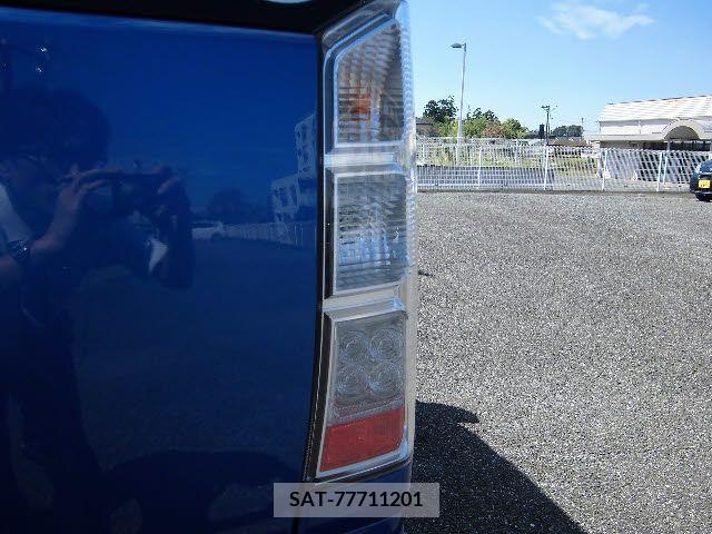 Honda N BOX 2016-10 364468-10