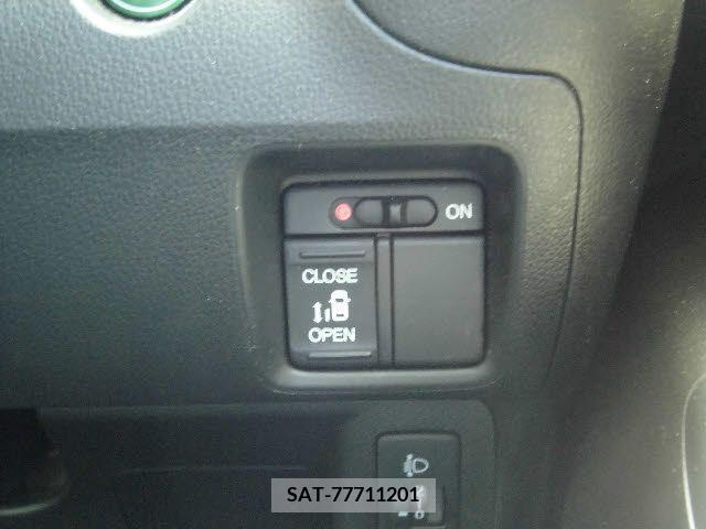 Honda N BOX 2016-10 364468-15