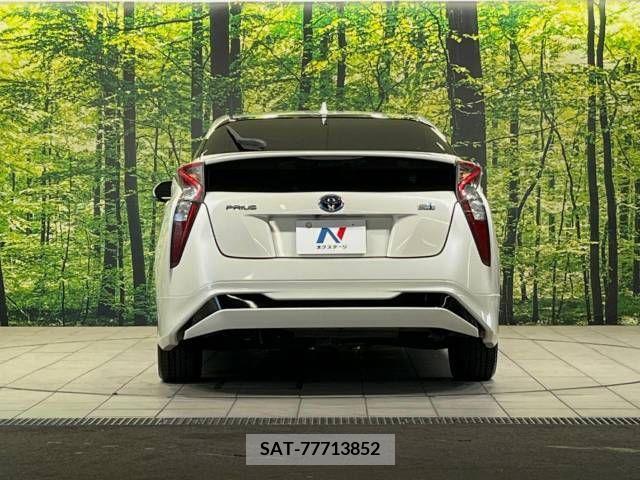 Toyota PRIUS 2017-10 393400-15