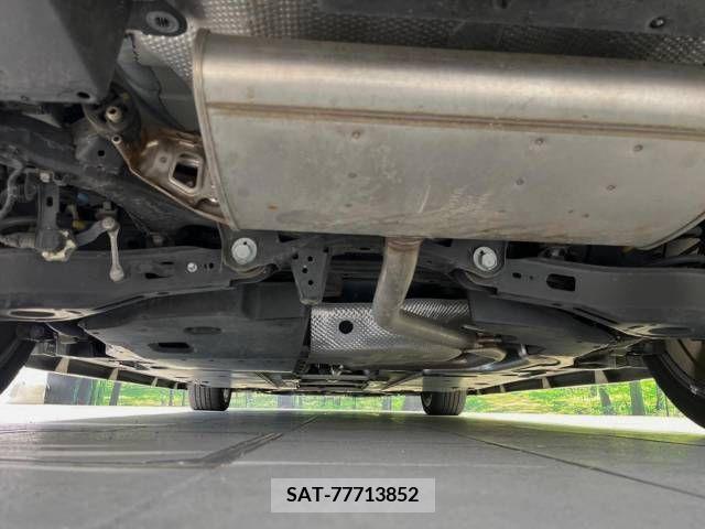 Toyota PRIUS 2017-10 393400-19
