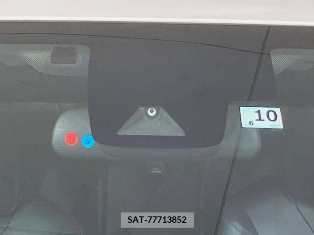 Toyota PRIUS 2017-10 393400-2