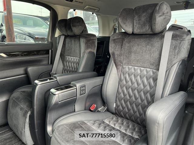 Toyota ALPHARD 2016-03 201754-19