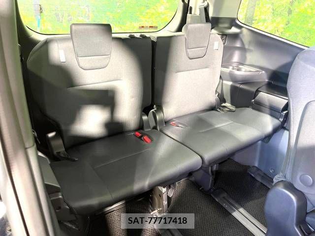 Toyota NOAH 2023-04 241565-9
