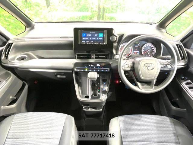 Toyota NOAH 2023-04 241565-1