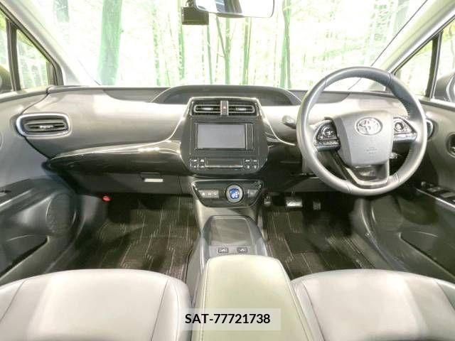 Toyota PRIUS 2019-10 343847-1