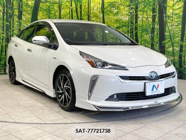 Toyota PRIUS 2019-10 343847-16